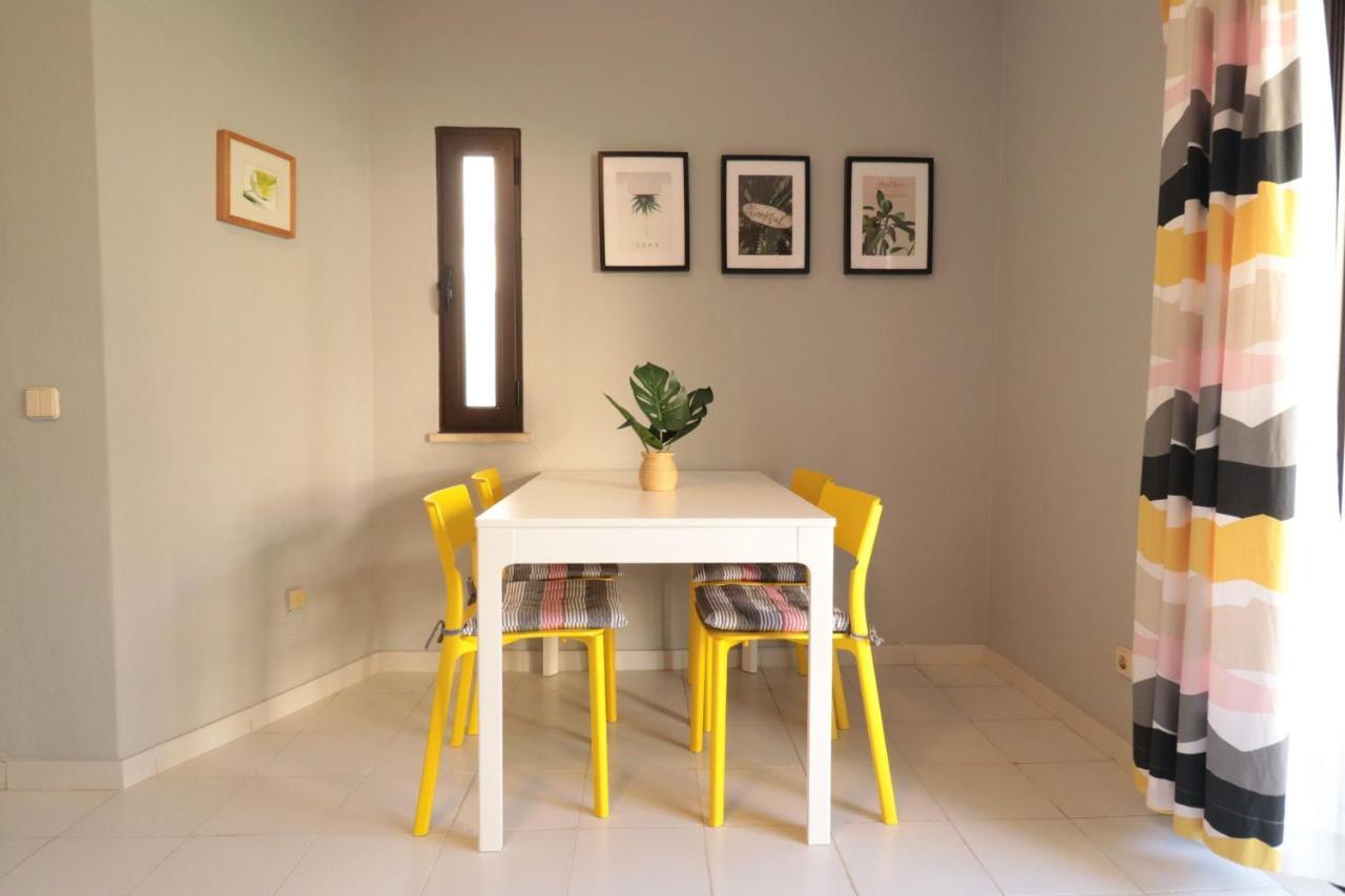 Lovelystay - Cozy 1Br Flat In Alvor With Ac And Balcony Exteriör bild