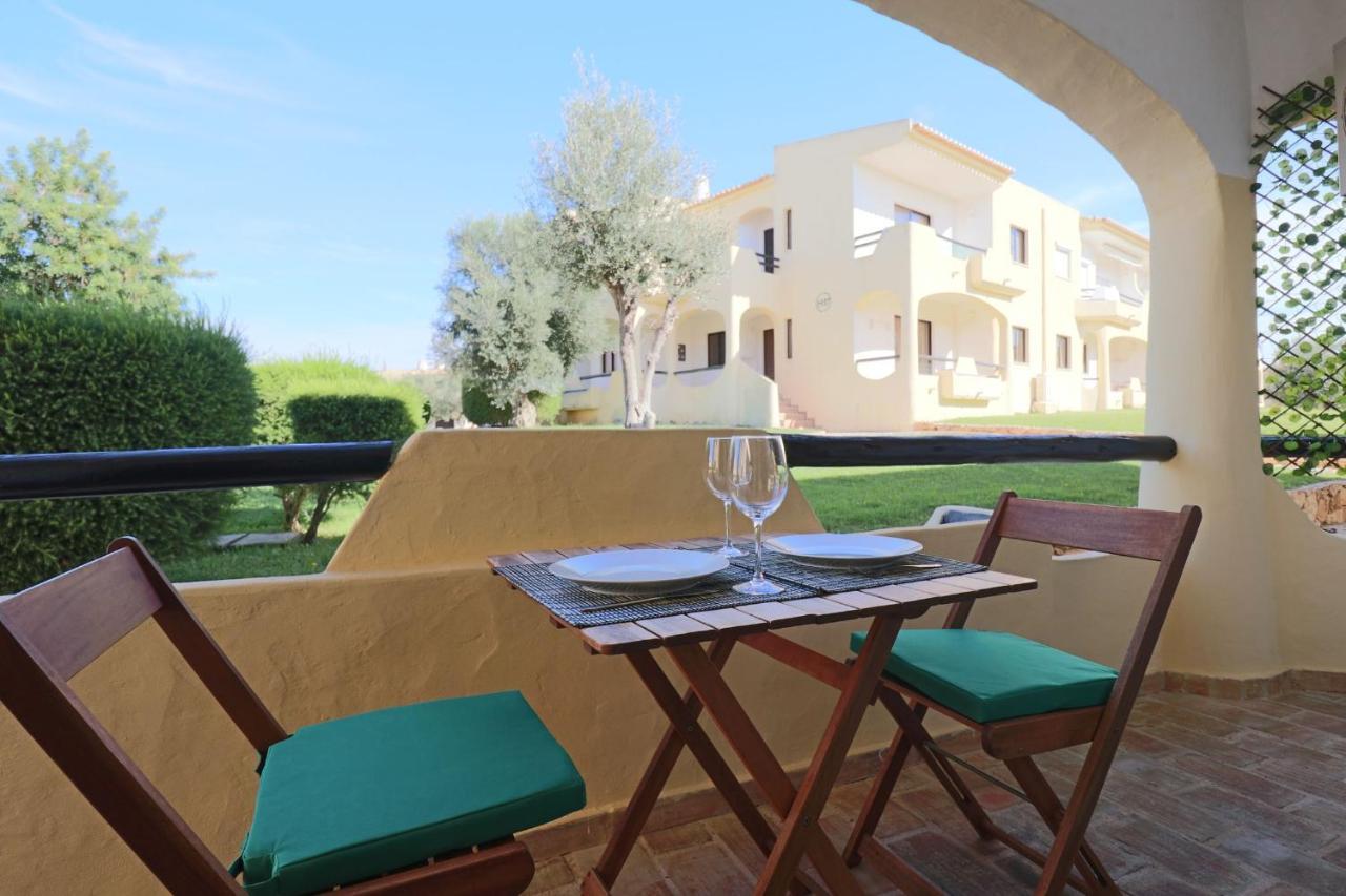 Lovelystay - Cozy 1Br Flat In Alvor With Ac And Balcony Exteriör bild