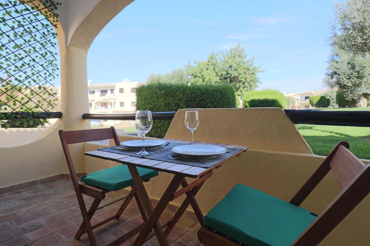 Lovelystay - Cozy 1Br Flat In Alvor With Ac And Balcony Exteriör bild